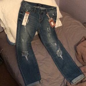 Fashion nova cropped jeans, brand new with tags